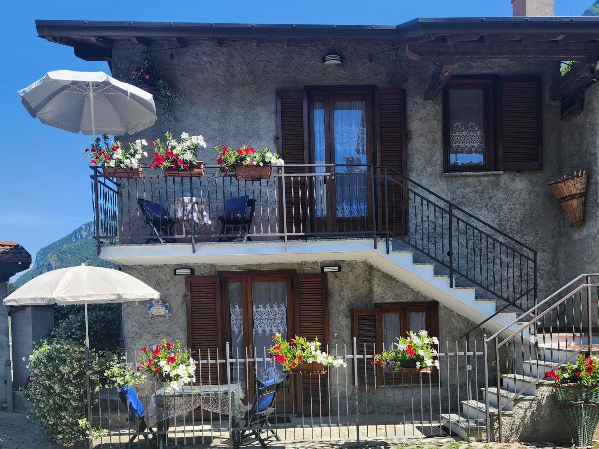 Laura'S Cottage With Lake View, Detached, 5 Kilometers From Varenna Льерна Экстерьер фото