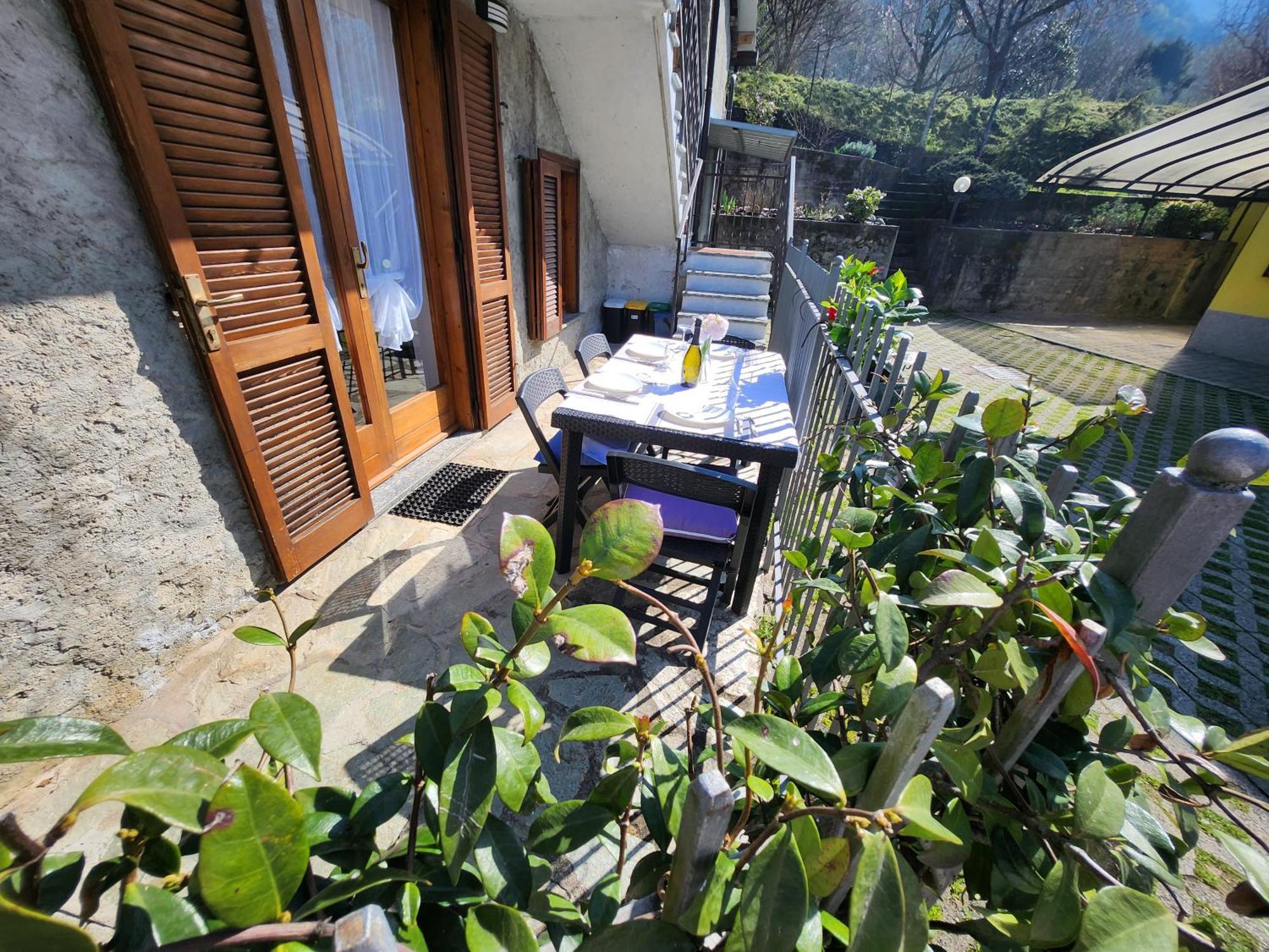 Laura'S Cottage With Lake View, Detached, 5 Kilometers From Varenna Льерна Экстерьер фото